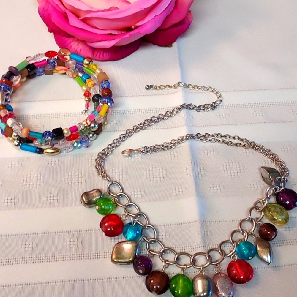2 PIECE LOT VINTAGE 18 INCH NECKLACE & CORDINATING WRAP 10 INCH BRACELET PRE-OWN